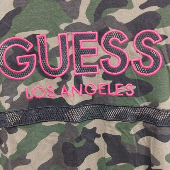 Guess Los Angeles Camo T-shirt Medium - Picture 4 of 10